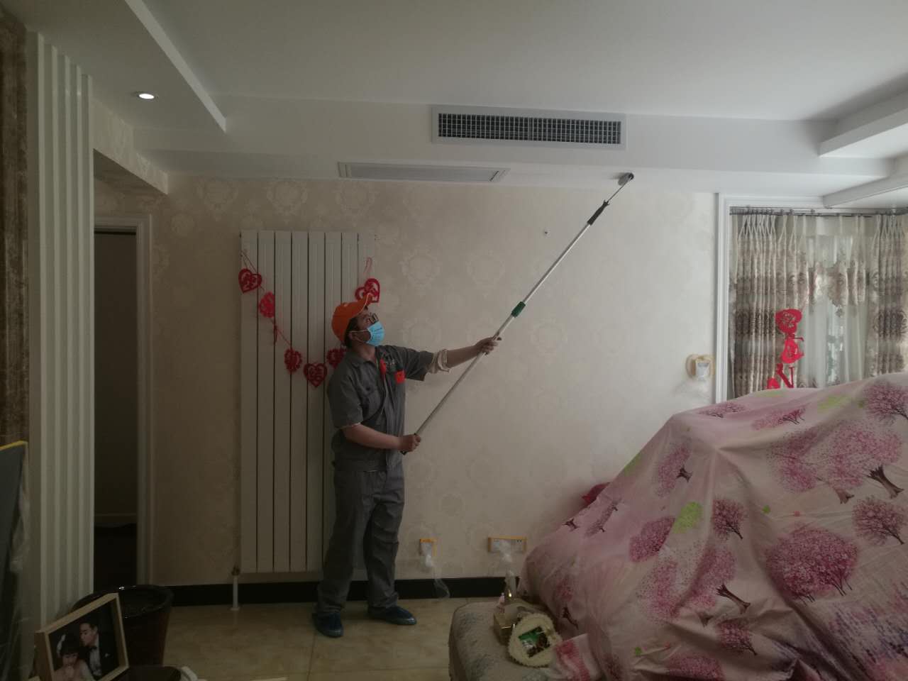 臥室墻頂面施工 臥室墻頂面施工