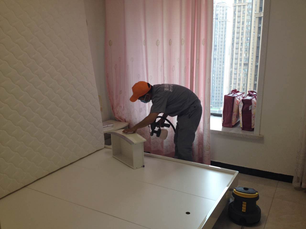 床頭柜重點(diǎn)治理 床頭柜重點(diǎn)治理