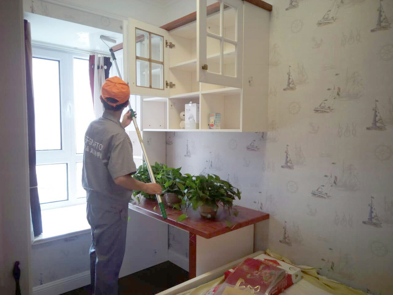 頂面滾筒重點施工中 頂面滾筒重點施工中