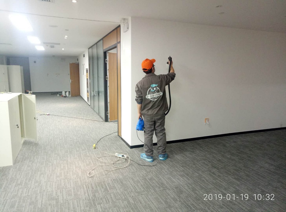 過道墻面全方位噴涂施工 過道墻面全方位噴涂施工