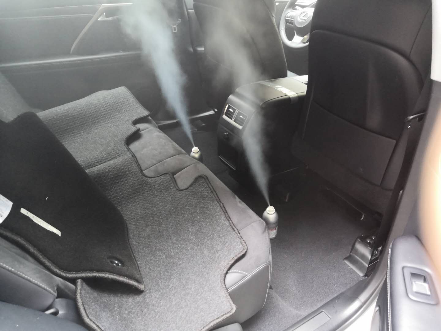 車寶打開自動噴向空中治理 車寶打開自動噴向空中治理