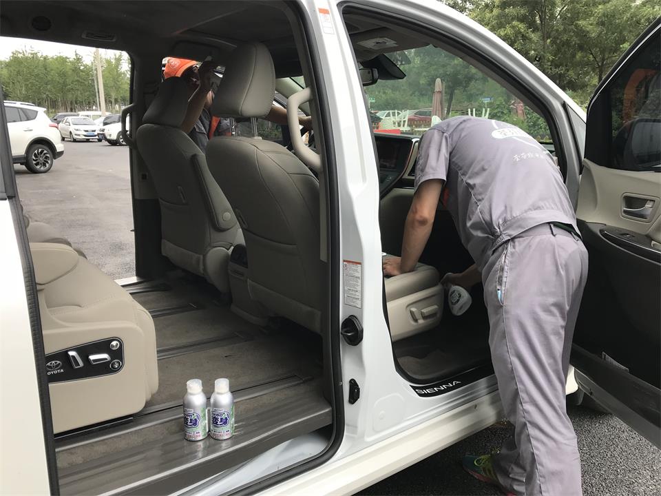 車(chē)寶和長(zhǎng)效除醛劑配合使用 車(chē)寶和長(zhǎng)效除醛劑配合使用