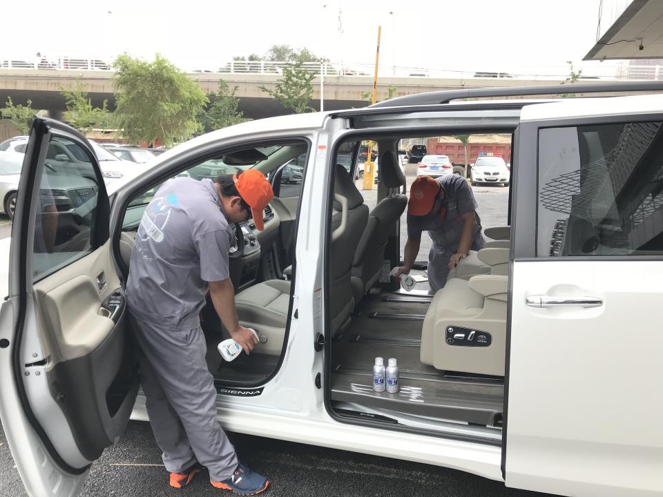 長(zhǎng)效除醛劑桌椅周?chē)鷩娡渴┕ぶ卫? align= 長(zhǎng)效除醛劑桌椅周?chē)鷩娡渴┕ぶ卫? width=