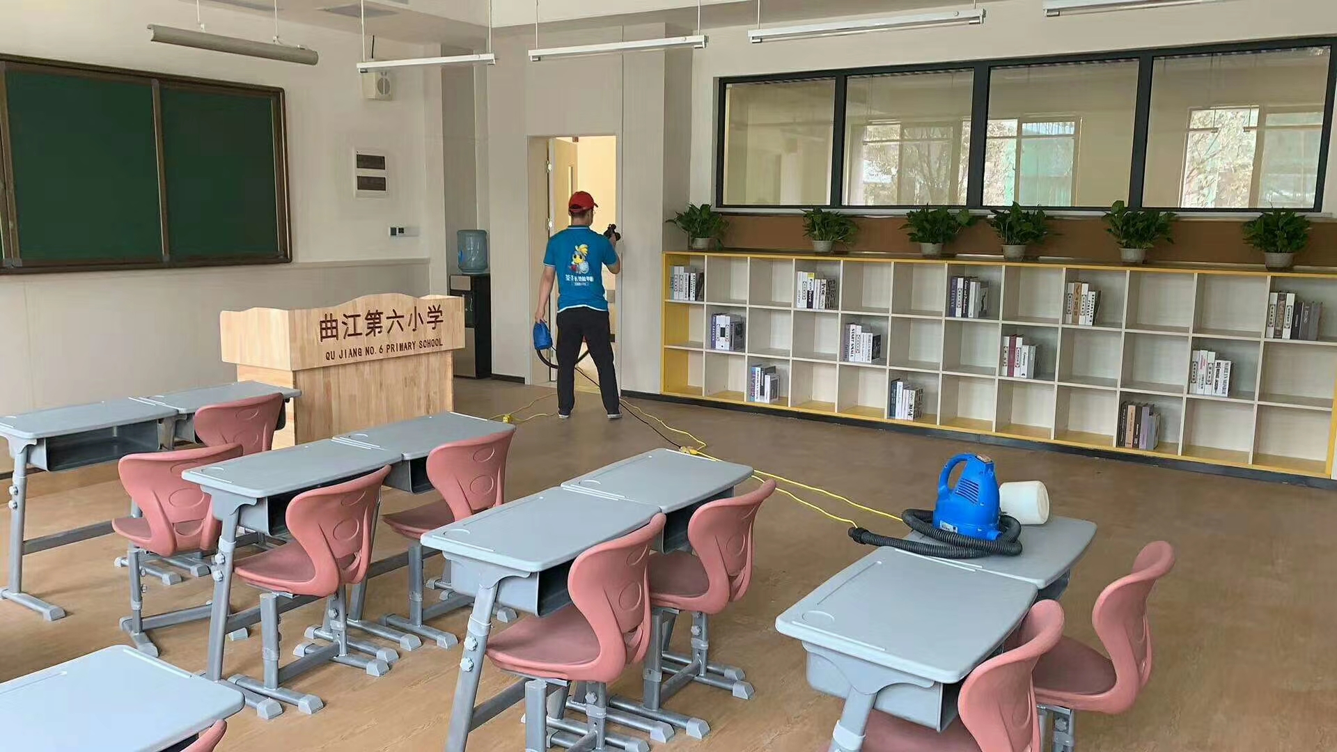 教室全方位噴涂施工治理 教室全方位噴涂施工治理