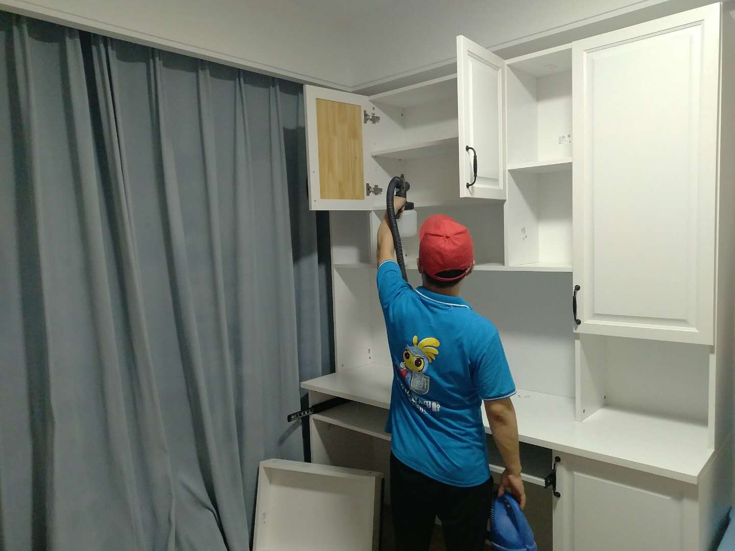 新房除甲醛衣柜除甲醛施工 新房除甲醛衣柜除甲醛施工