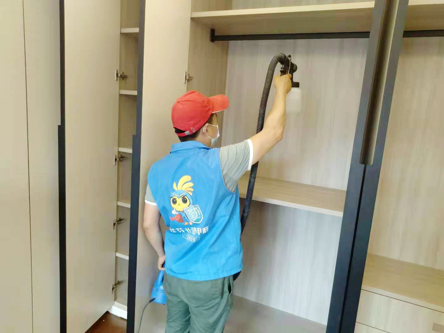 臥室衣柜噴槍全方位施工噴涂 臥室衣柜噴槍全方位施工噴涂