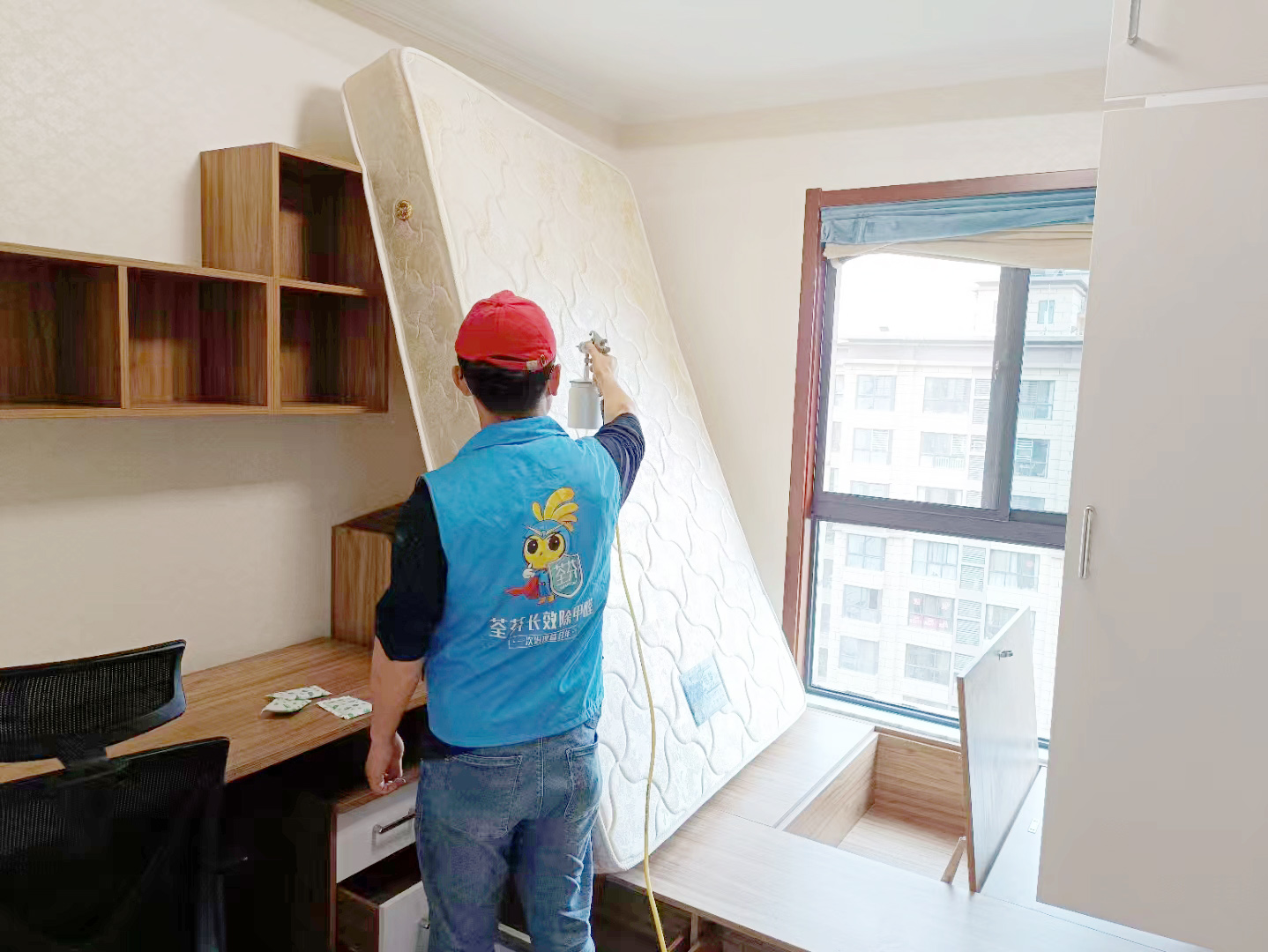 臥室床墊全方位施工 臥室床墊全方位施工