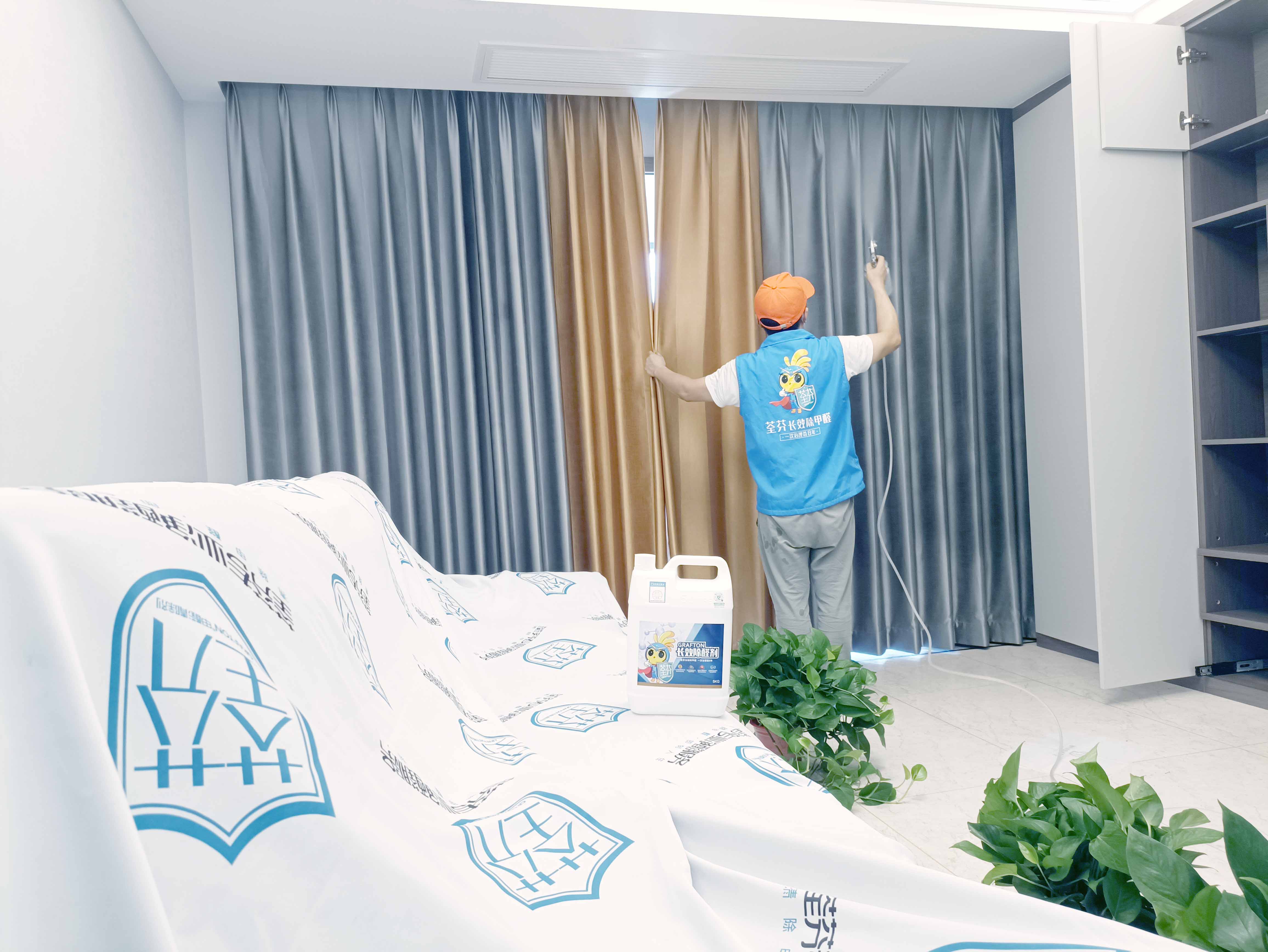 臥室窗簾全方位噴涂治理 臥室窗簾全方位噴涂治理