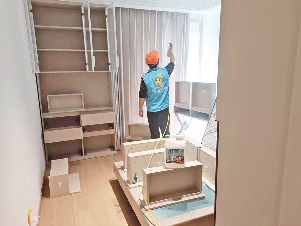 臥室布藝窗簾噴槍施工治理 臥室布藝窗簾噴槍施工治理